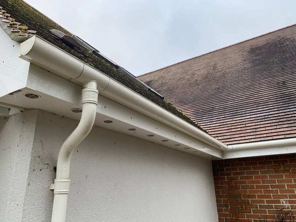 Residential gutter cleaning experts in Caddington, Bedfordshire